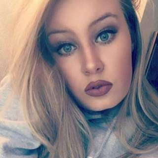 Pragnę zmysłowej relacji pełnej namiętnego napięcia