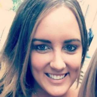 Zmysłowa kobieta pragnie intensywnej emocjonalnej więzi